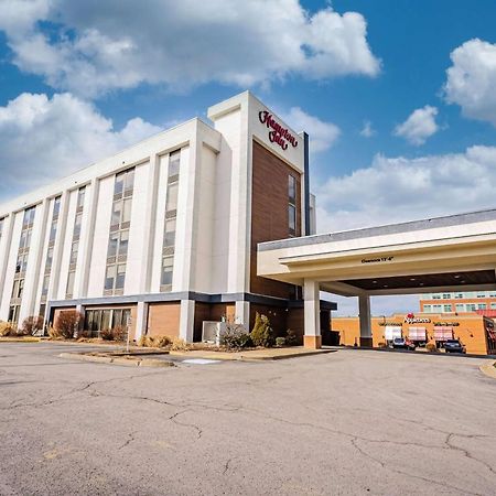 Hampton Inn Моргантаун Екстер'єр фото
