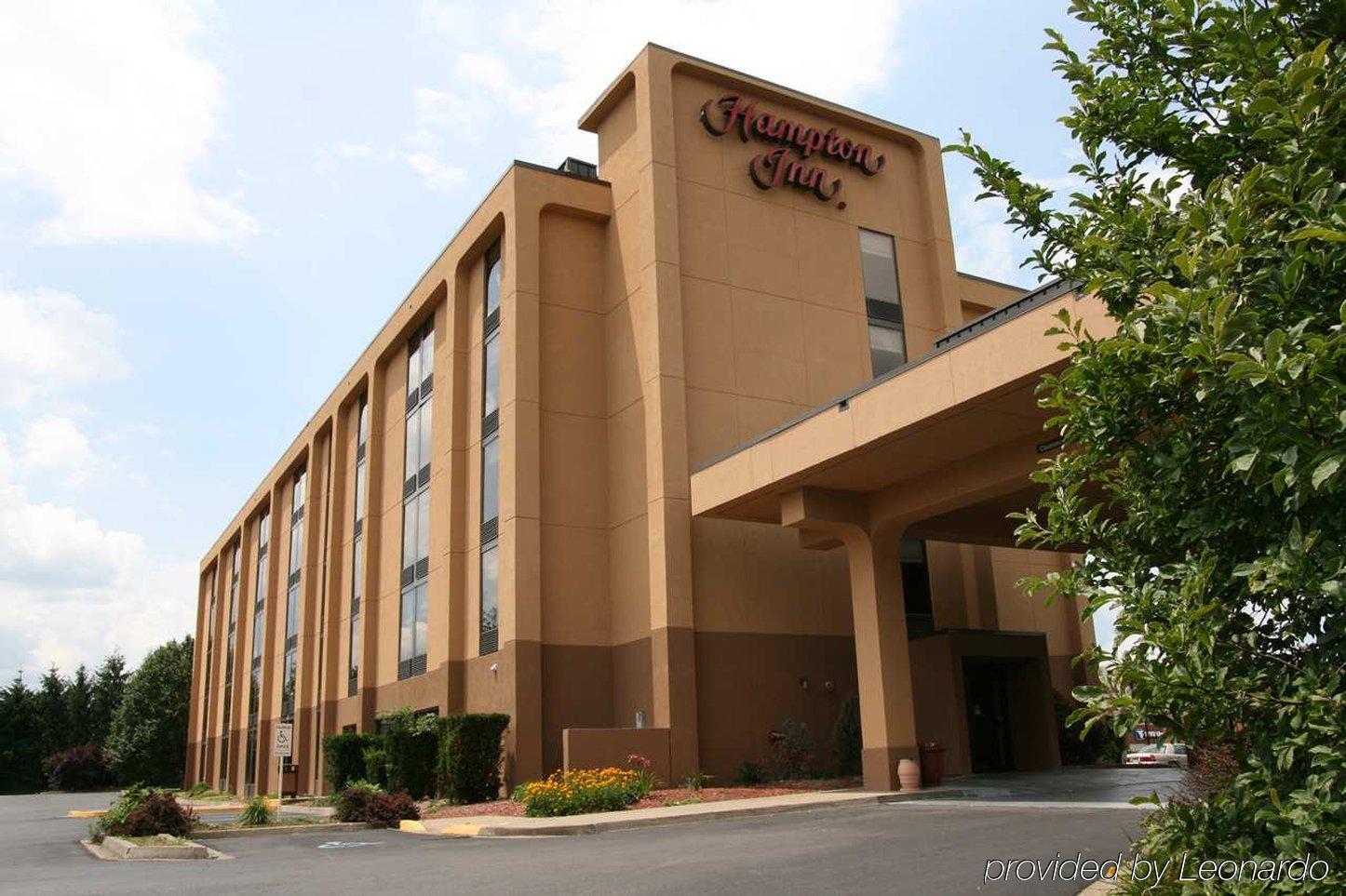 Hampton Inn Моргантаун Екстер'єр фото